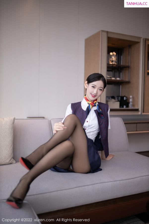 唐安琪  [XiuRen]高清写真图 2022.11.28 No.5922 唐安琪 制服黑丝第6张图片